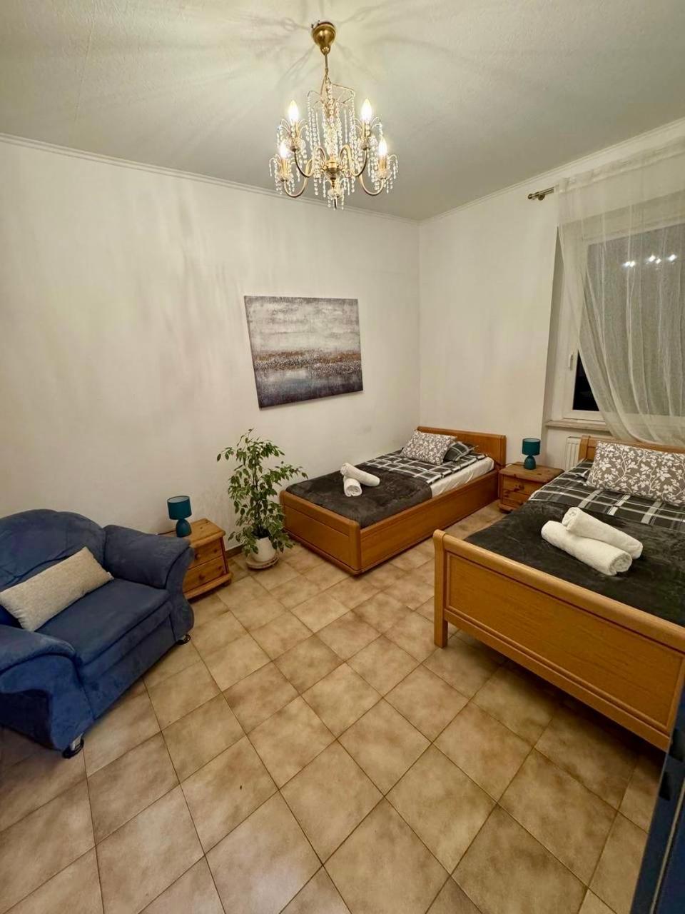 Elsasser Haus - 2 Zimmer, 4 Betten, 5 Personen, Kontaktloses Einchecken, Netflix วุปปาทัล ภายนอก รูปภาพ